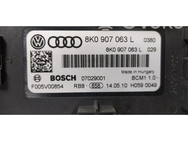 Řídící jednotka 8R0907063L   Audi Q5 SQ5 2010