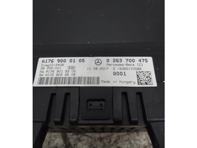 Přístrojová deska  Mercedes-Benz A W176 2012 A1769000105, A1769000105  