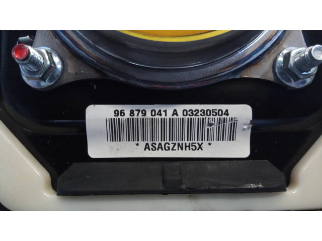 Подушка безопасности водителя 96879041A   Chevrolet Aveo