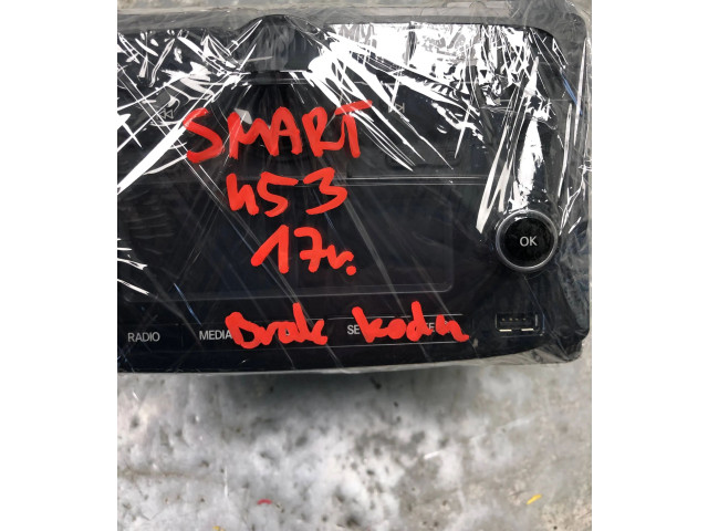 Радио/ проигрыватель CD/DVD / навигация A4539009204   Smart ForFour II W453    