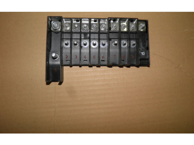 Блок предохранителей 7H0937550   Volkswagen Transporter - Caravelle T5    