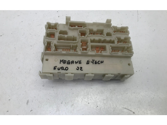 Блок предохранителей  243802061R, 18590B   Renault Megane E-Tech    