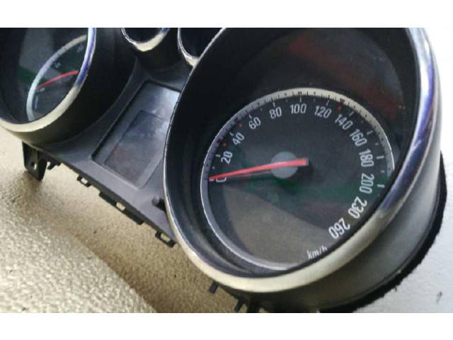 Přístrojová deska  Opel Astra J 2010 769166750U  