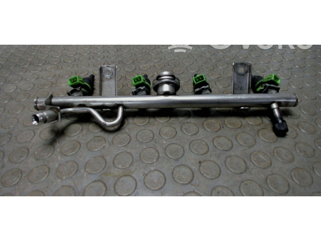 Vstřikovací lišta A1110780292, A2710780549   Mercedes-Benz C W203     