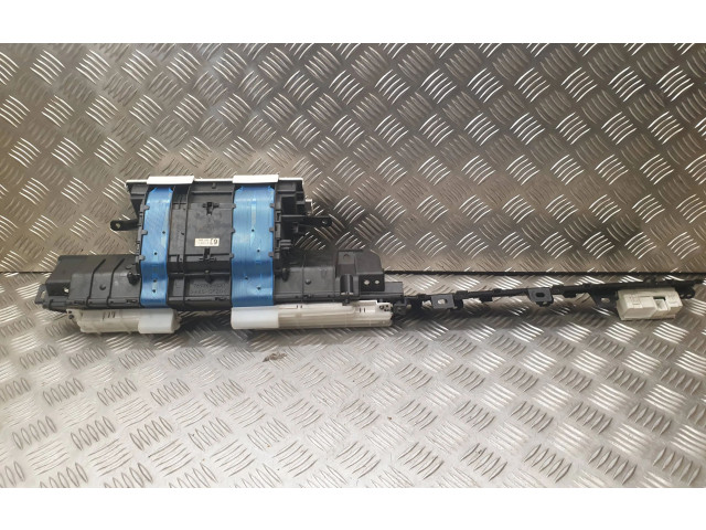 Панель приборов 769362030   Toyota Prius (NHW20)       