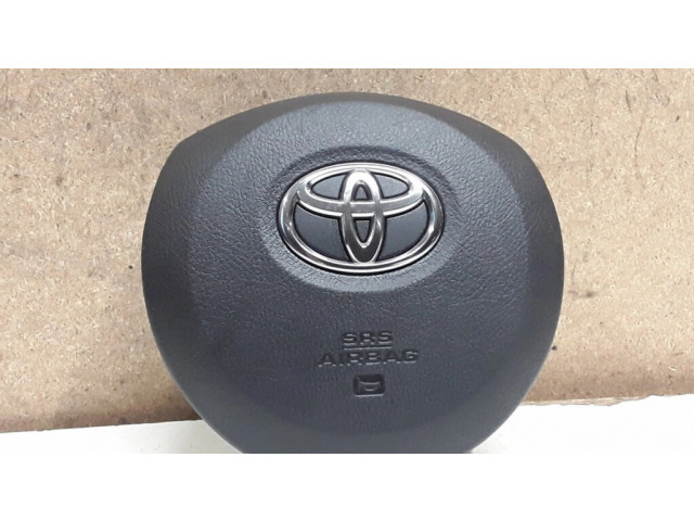 Подушка безопасности водителя 0589P1000106, TG09A01001   Toyota Verso-S