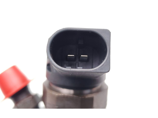 Vstřikovač 0445110613, 8514146   Toyota Avensis T270    2WW 