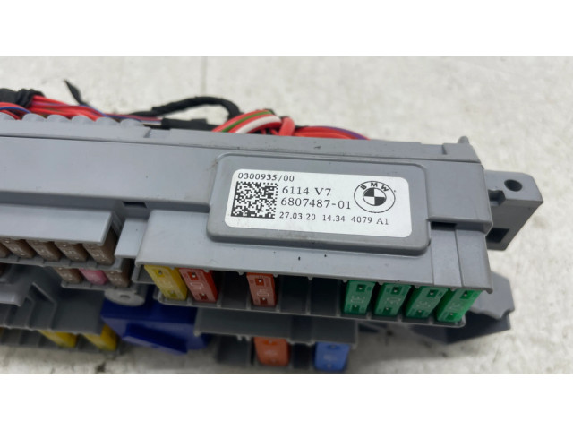   Pojistková skříňka 6807487   BMW 3 G20 G21 2020