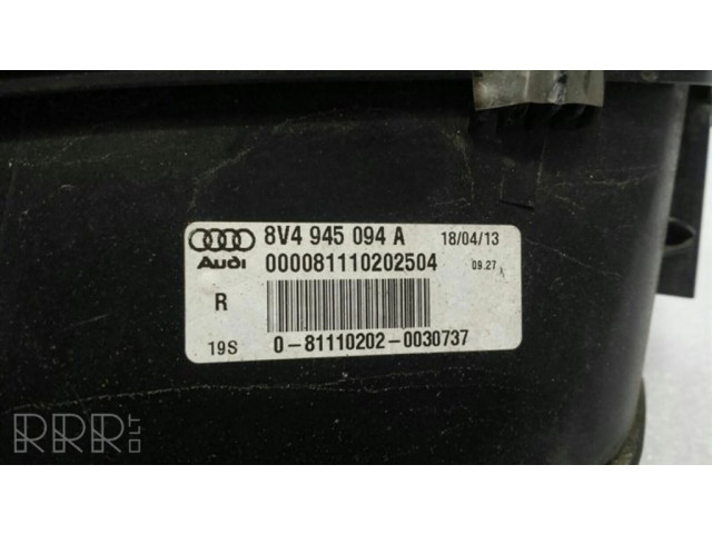 Задний фонарь правый сзади 8V4945094A    Audi A3 S3 8V   2013-2019 года