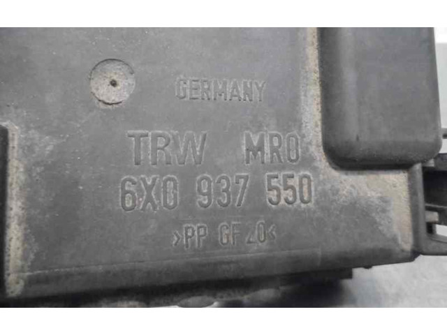 Pojistková skříňka Řídící jednotka BSM 6X0937550   Volkswagen Polo III 6N 6N2 6NF 1998