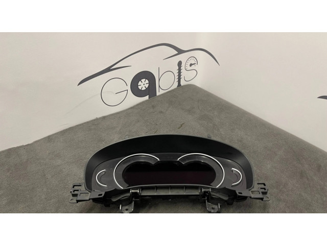 Přístrojová deska  BMW 5 G30 G31 2018 9392558, K879025501  