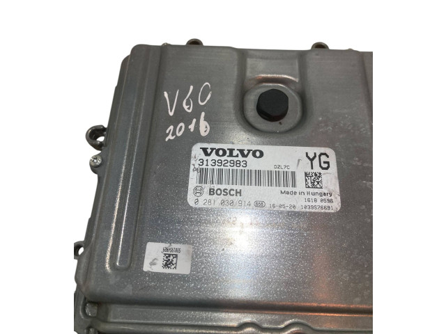 Řídící jednotka 31392983, 0281030914   Volvo V60 2017