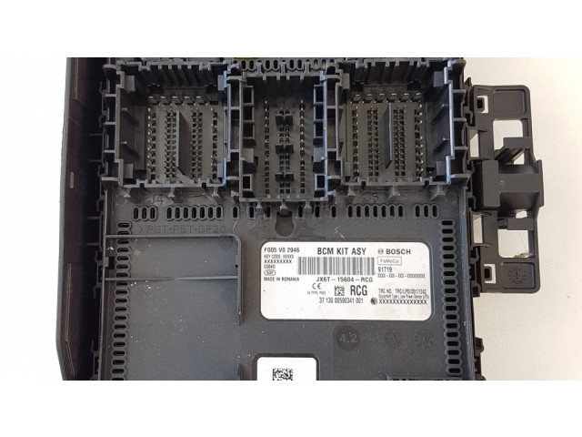 Блок предохранителей JX6T15604RCG, F005V02946   Ford Focus    