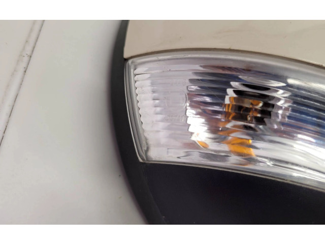 Zpětné zrcátko  Renault Captur 2016  SK400203  