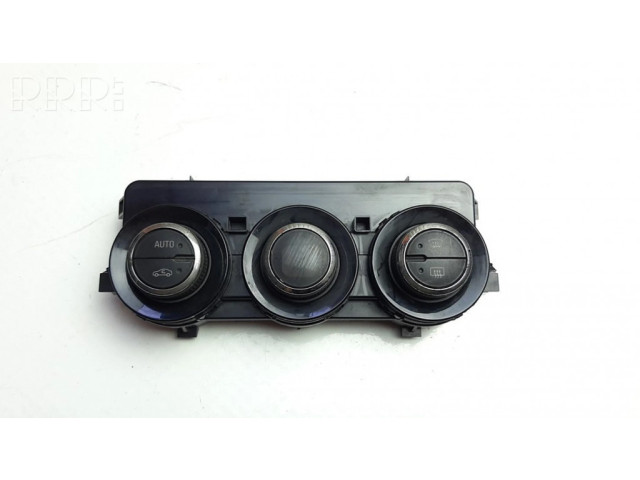 Блок управления климат-контролем 13468064, M6851   Opel Corsa E