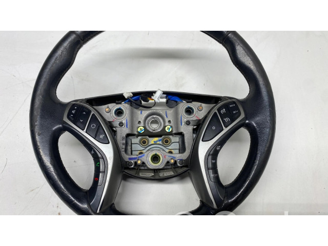 Volant Hyundai i30 2014   