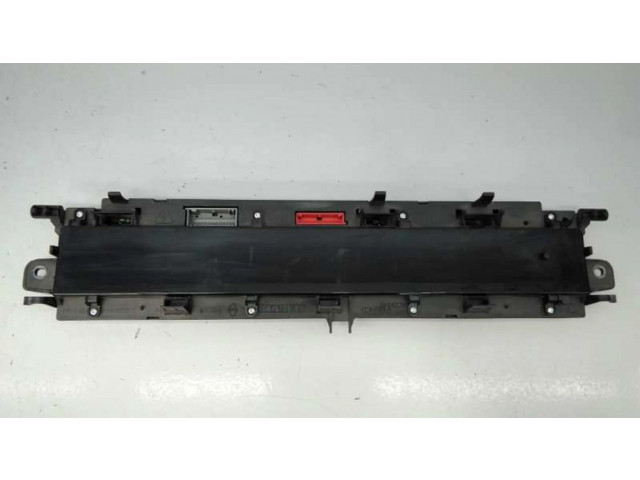Панель приборов 8200107954, 216689408   Renault Scenic II -  Grand scenic II       