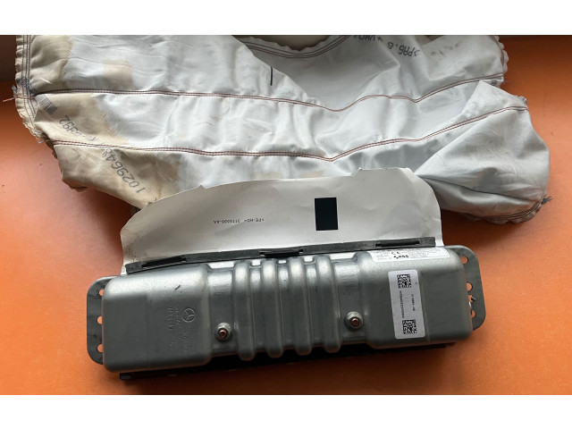 Подушка безопасности для колен A1778600202, 17786002070517   Mercedes-Benz CLA C118 X118