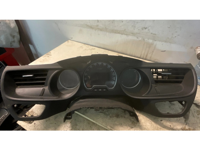 Панель приборов 9682387877, 63040700   Citroen C5       