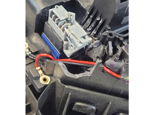 Volant Peugeot 308 2009 96598451ZD  