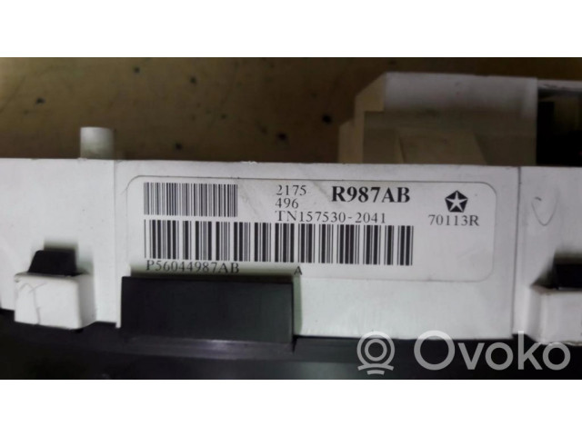 Přístrojová deska  Chrysler Voyager 2006 R987AB, B506  