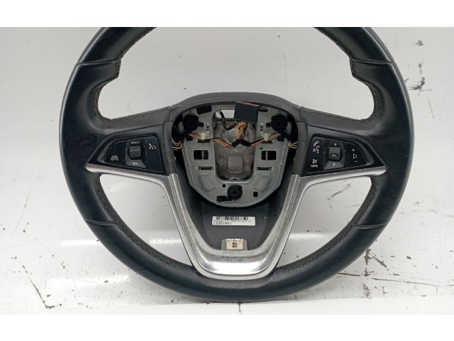 Volant Opel Astra J 2012 13351021  