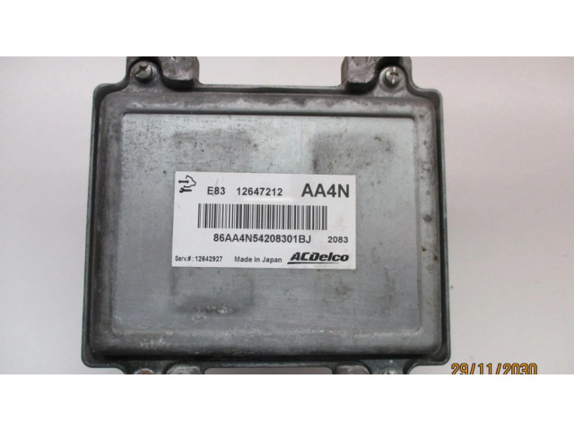 Блок управления двигателя 12647212, AA4N   Opel Astra J