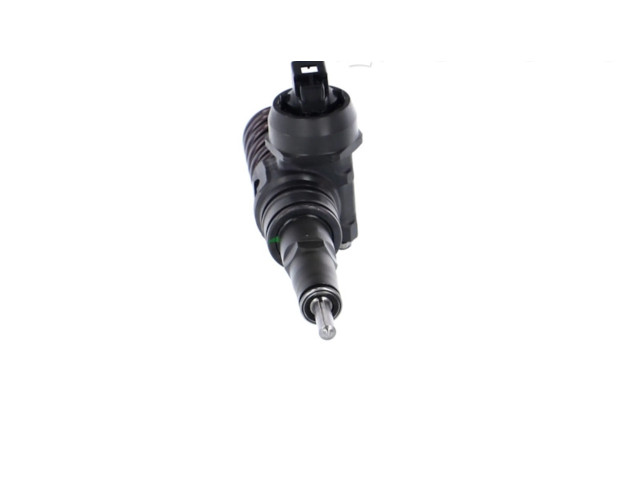 Форсунка 0414720215, 0414720215    Skoda Roomster (5J)   