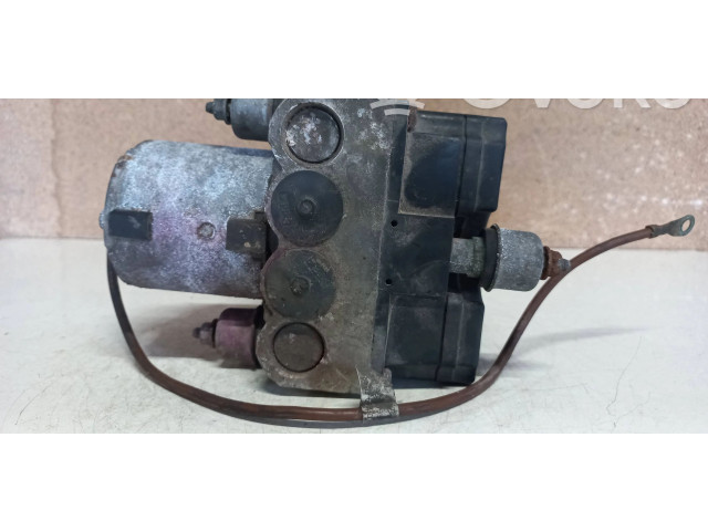 Jednotka ABS 0289214002   Audi A6 S6 C4 4A 1996
