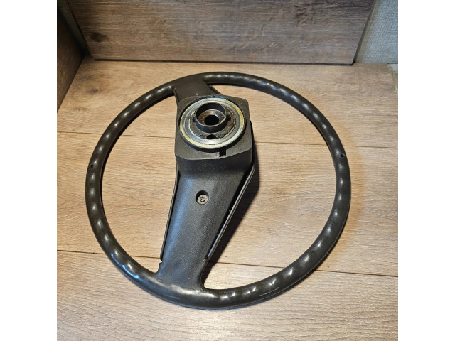 Volant Nissan Micra 1982 484A01  