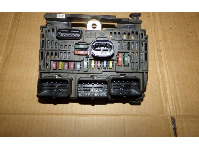 Pojistková skříňka Řídící jednotka BSM 9656086080   Peugeot 407 2005