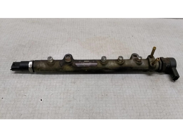 Vstřikovací lišta 2381033010, 1077800141   Toyota Yaris  pro naftový motor 1.4  