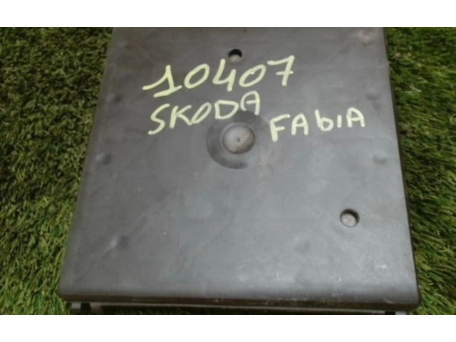   Pojistková skříňka 6Q1941824B, 6Q1941824B   Skoda Fabia Mk1 (6Y) 2002