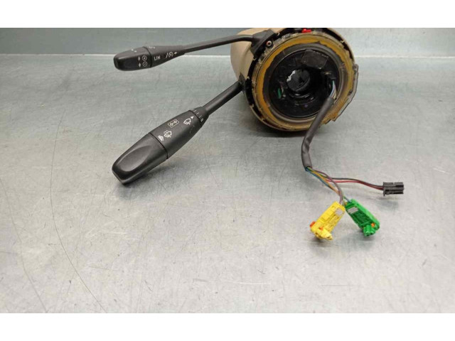 Ручка стеклоочистителей A1714640518, A1715402445    Mercedes-Benz CLS C219