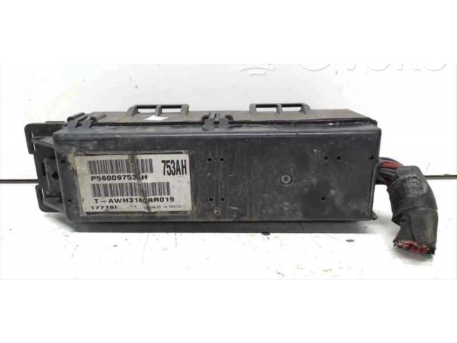 Блок предохранителей P56009753AH   Jeep Cherokee XJ    