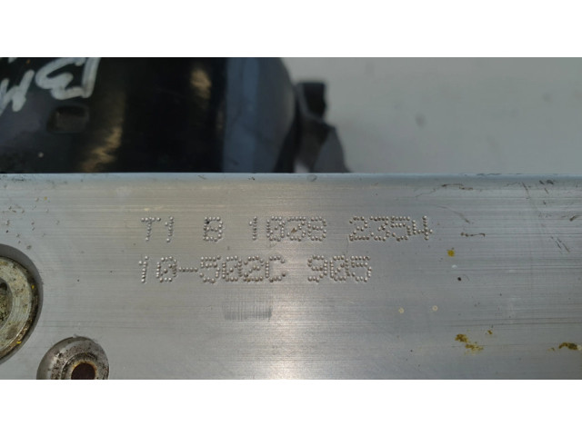 Jednotka ABS 6751767, 6751768   BMW 3 E46 1998
