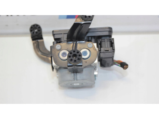 Jednotka ABS 6875559   BMW 1 F20 F21 2015