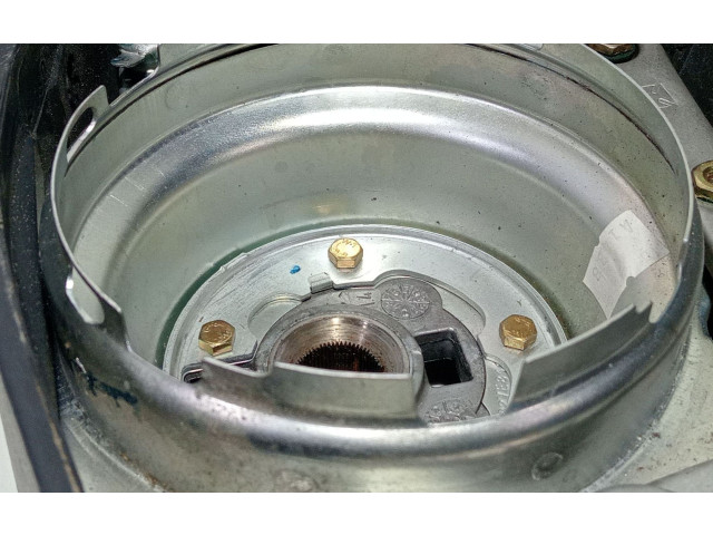 Volant Mercedes-Benz ML W163 2004 22026f8194  