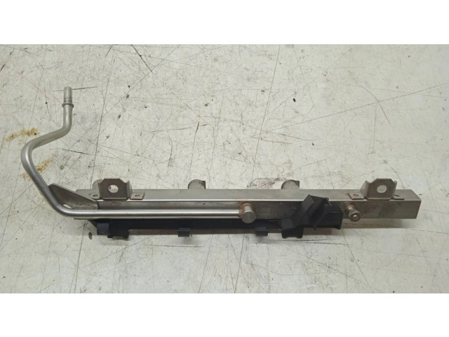 Vstřikovací lišta 12527506708   BMW X1 E84  pro benzínový motor 2.0  