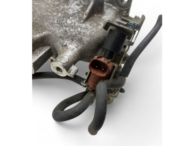 Ручка стеклоочистителей    Toyota Land Cruiser (J150)