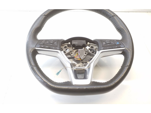 Руль     Nissan Leaf II (ZE1) 