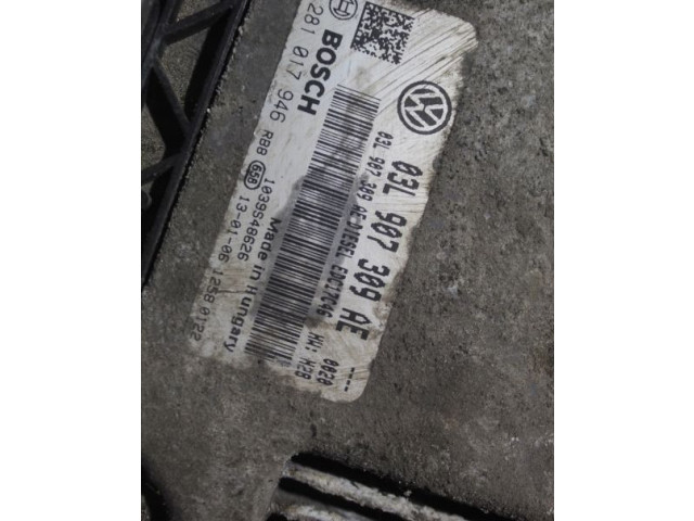 Блок управления двигателем ECU 0281017946   Volkswagen PASSAT B7 USA