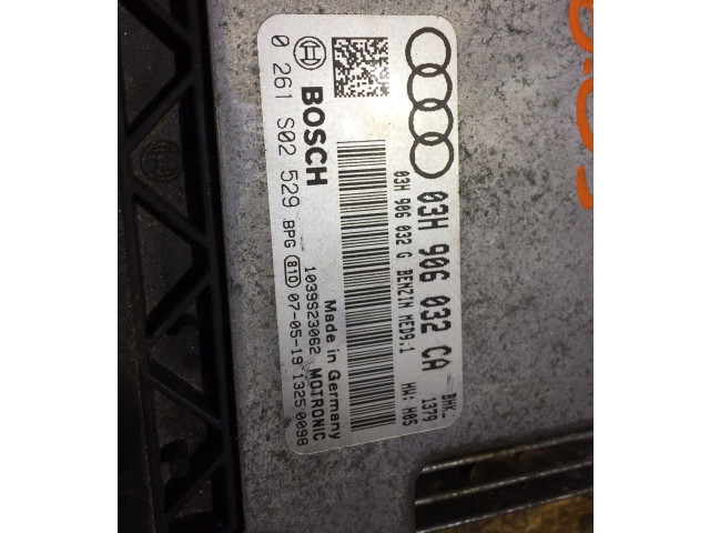 Řídící jednotka 03H906032CA   Audi Q7 4L 2010