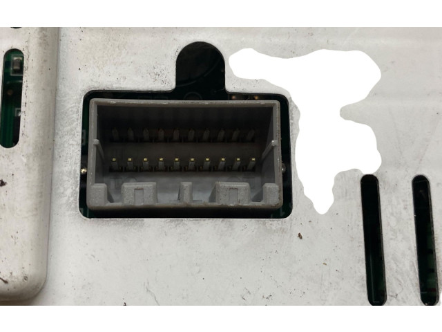 Панель приборов 77130720, 8022008252   SsangYong Rexton I       