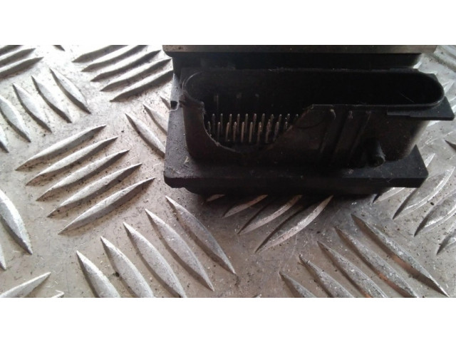 Jednotka ABS 0265231516, 8200334969   Renault Clio III 2011