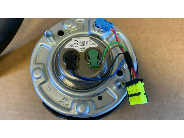 Volant BMW 2 F22 F23 2015 32307850404, 32308092724  