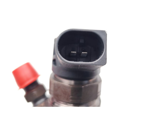 Vstřikovač 0445110613, 8514146   Toyota Avensis T270    2WW 