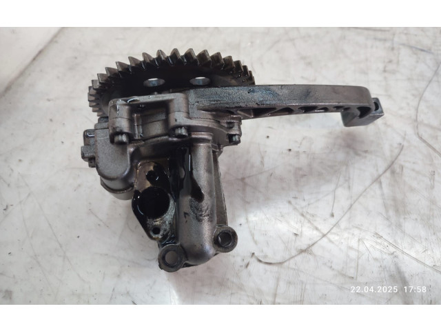 Масляный насос   070115153  Volkswagen Touareg I 