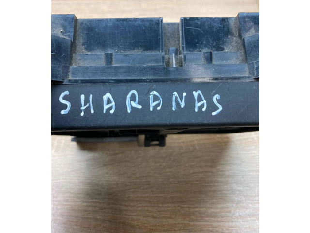 Блок предохранителей 7M0962258H, S108145100G   Volkswagen Sharan    