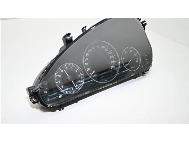Přístrojová deska  Mercedes-Benz E AMG W211  A2115407311, A2115407311  